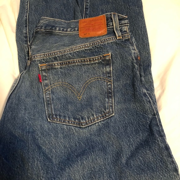 Levi 501 Skinny Jeans - Picture 4 of 10